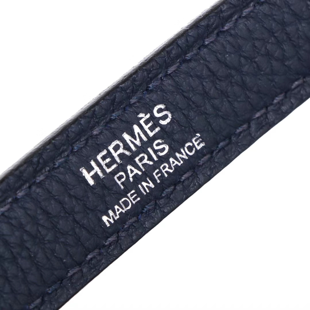 Hermès（爱马仕）Kelly 凯莉包 午夜蓝 Togo 小牛皮 银扣 28cm