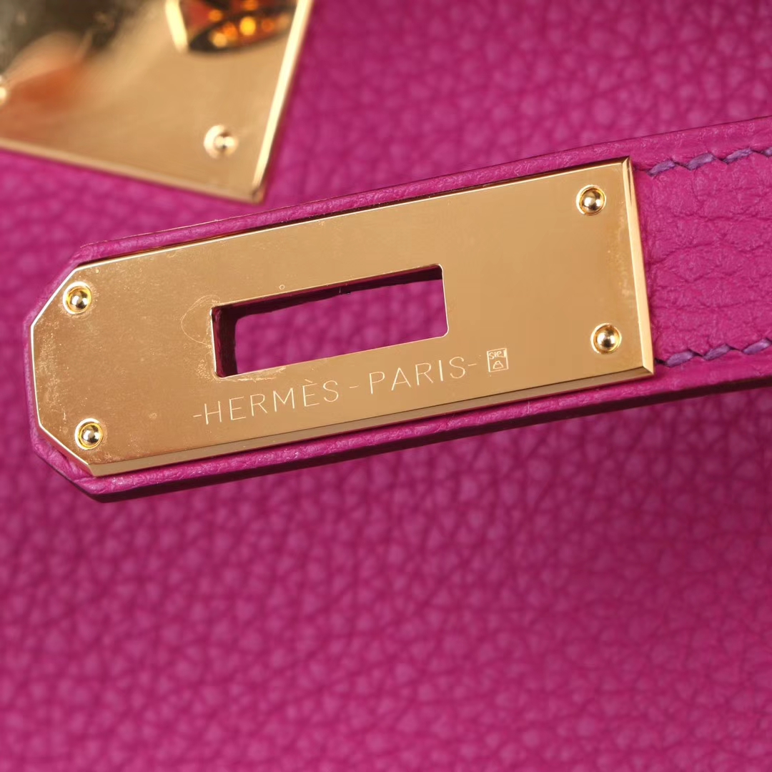 Hermès（爱马仕）Kelly 凯莉包 玫瑰紫 Togo 小牛皮 金扣 28cm