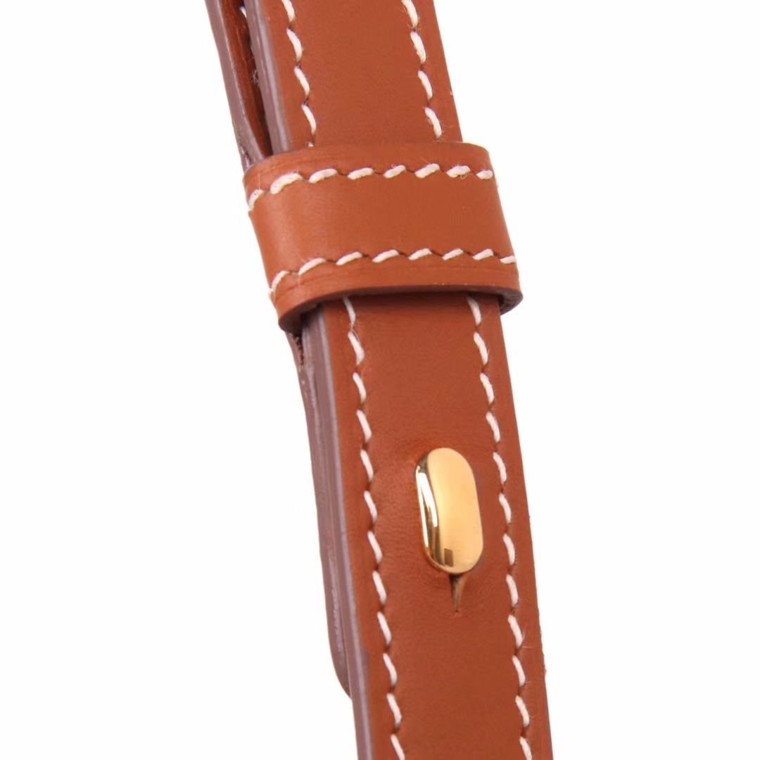 Hermès（爱马仕）MIDI 金棕色 马鞍皮 金扣 18cm