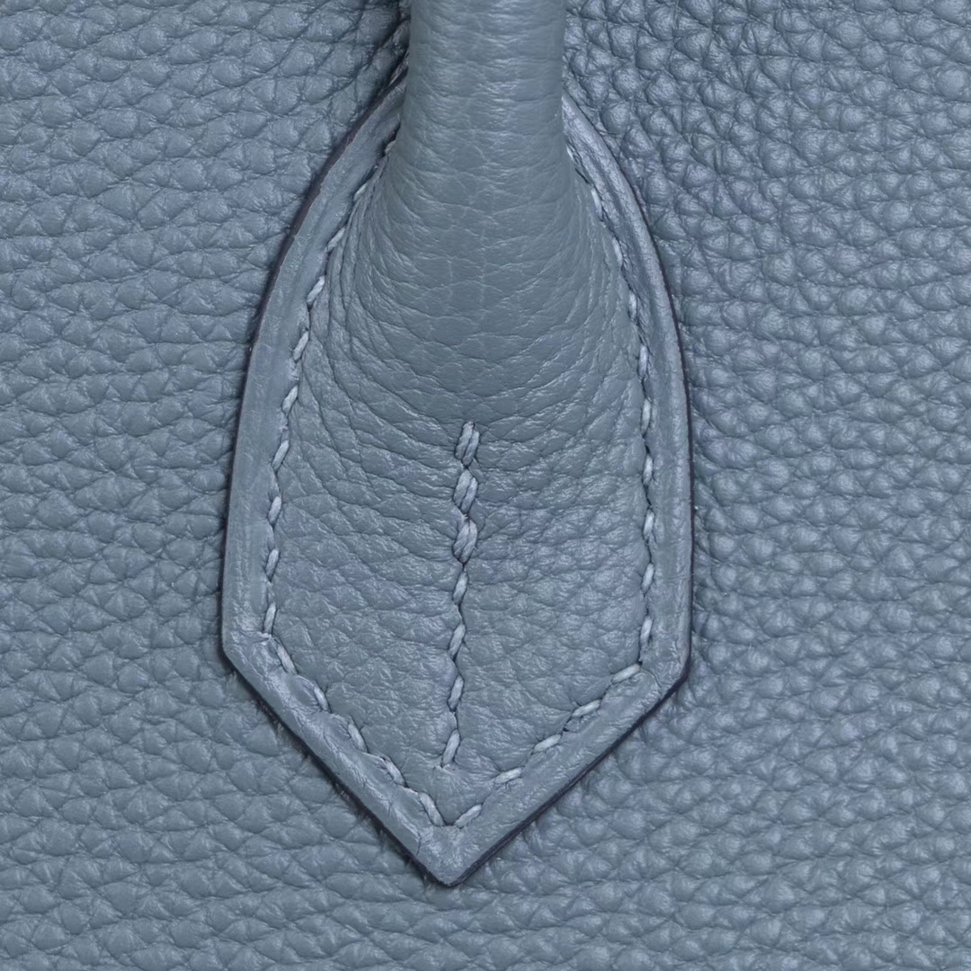Hermès（爱马仕）Birkin 铂金包 杏仁绿 Togo 银扣 30cm