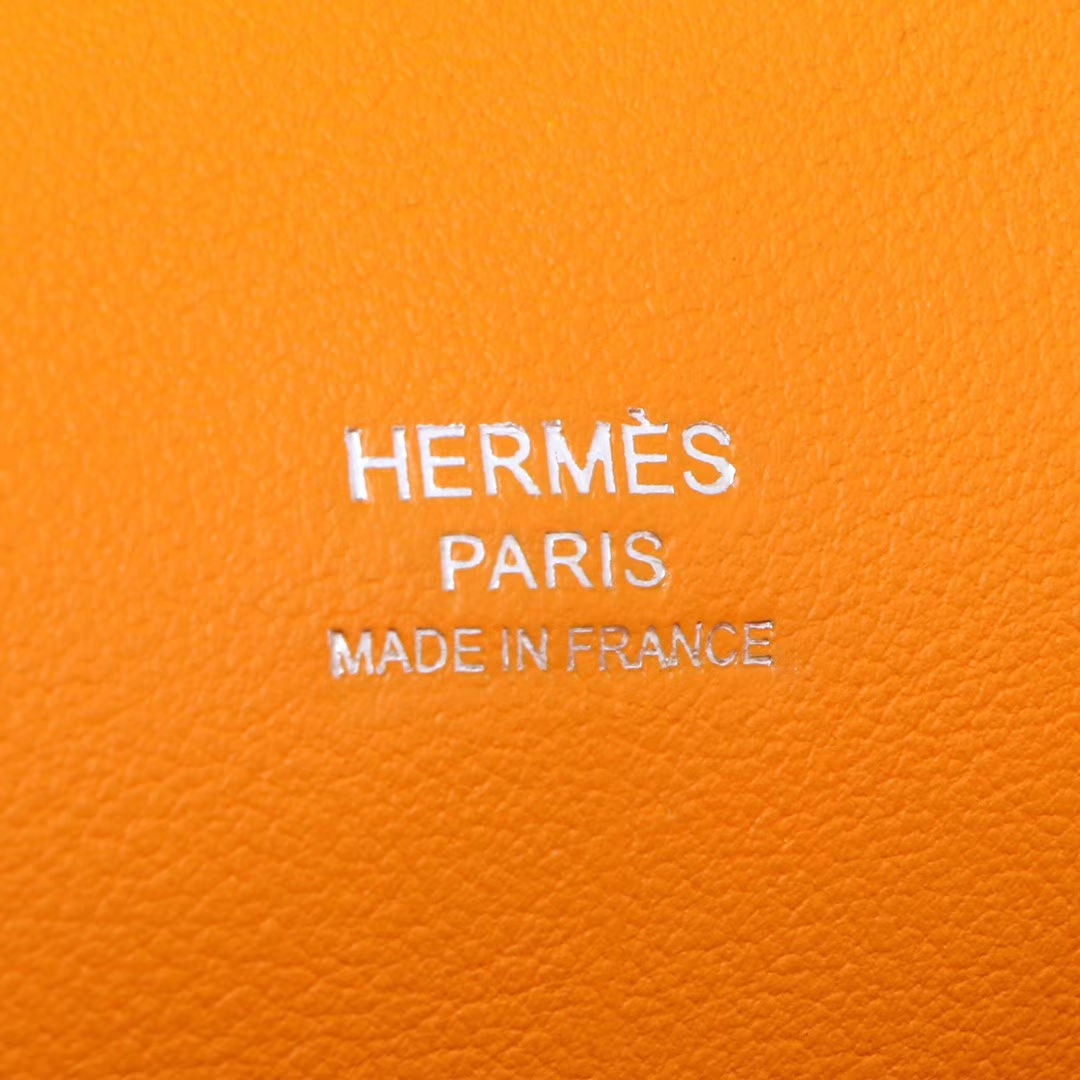 Hermès（爱马仕）Toolbox 牛奶盒 太阳黄 swift皮 银扣 26cm