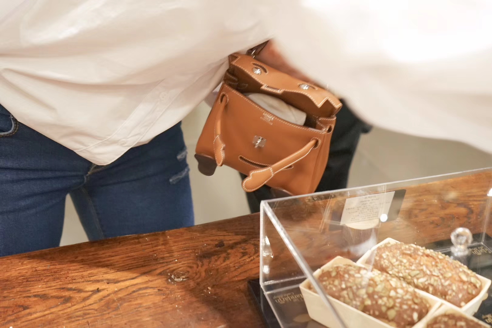 Hermès（爱马仕）kelly doll娃娃包 驼色 swift皮 银扣 18cm