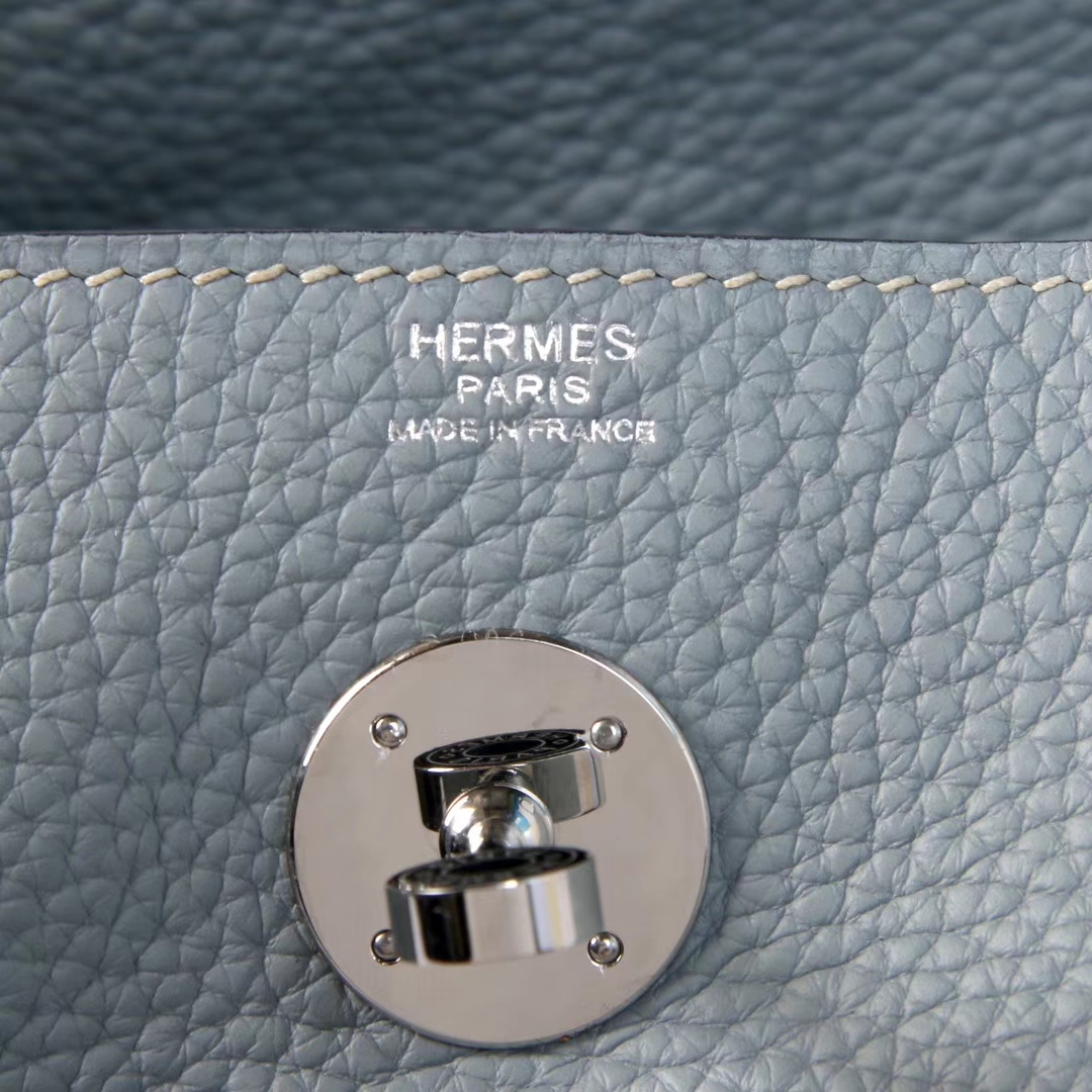 Hermès（爱马仕）Lindy 26 银扣 亚麻蓝 togo